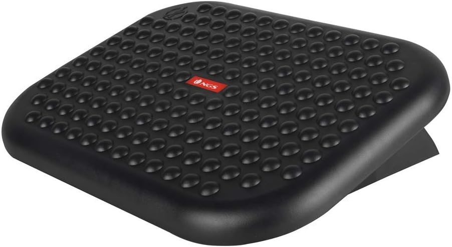 Reposapiés colgante ajustable NGS Footnest — apoyo dinámico que deja mover los pies bajo la mesa